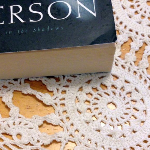 3 for $10 book sale! Romantic Suspense, Dee Henderson, Negotiator - Picture 5 of 6